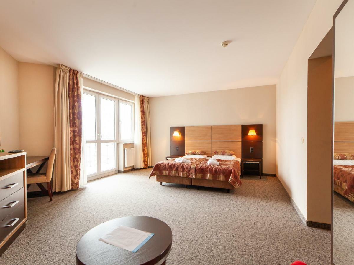 Apartament Hotelowy Delux W Kolobrzegu Ul Kosciuszki 16 Pobyt 7 Nocy 20 Procent Rabatu ,4 Dni 10 Procent Rabatu Exterior photo