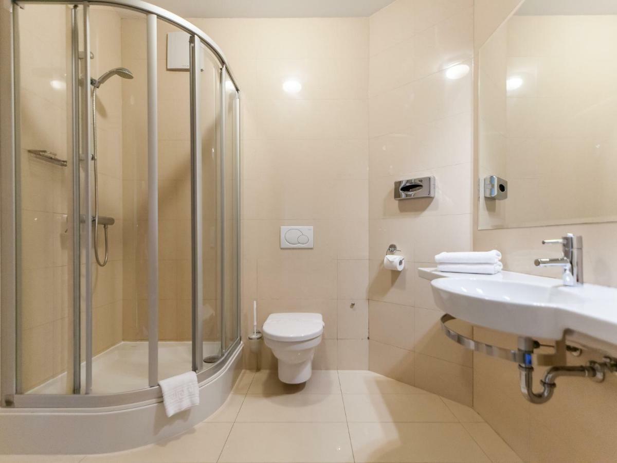 Apartament Hotelowy Delux W Kolobrzegu Ul Kosciuszki 16 Pobyt 7 Nocy 20 Procent Rabatu ,4 Dni 10 Procent Rabatu Exterior photo